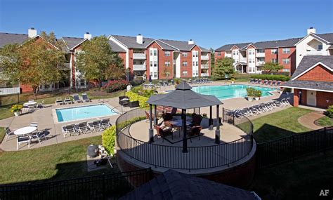 The crossing at barry road - The Crossing at Barry Road offers spacious 1 and 2 bedroom apartments for rent in the heart of Kansas City North. Our community gives you convenient access t...